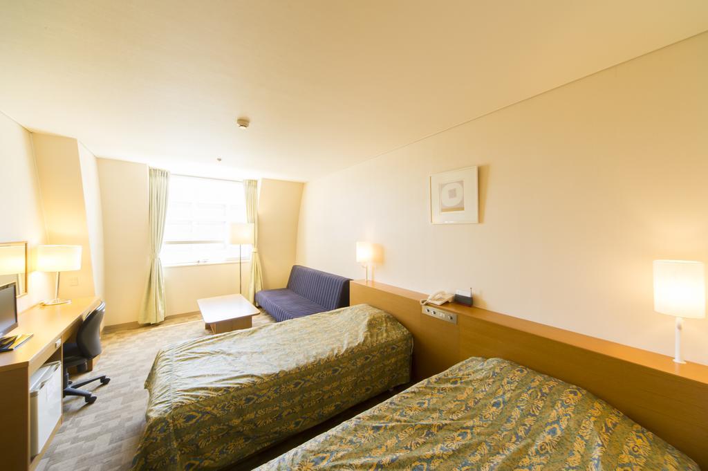 Hotel Hiroshima Sunplaza חדר תמונה